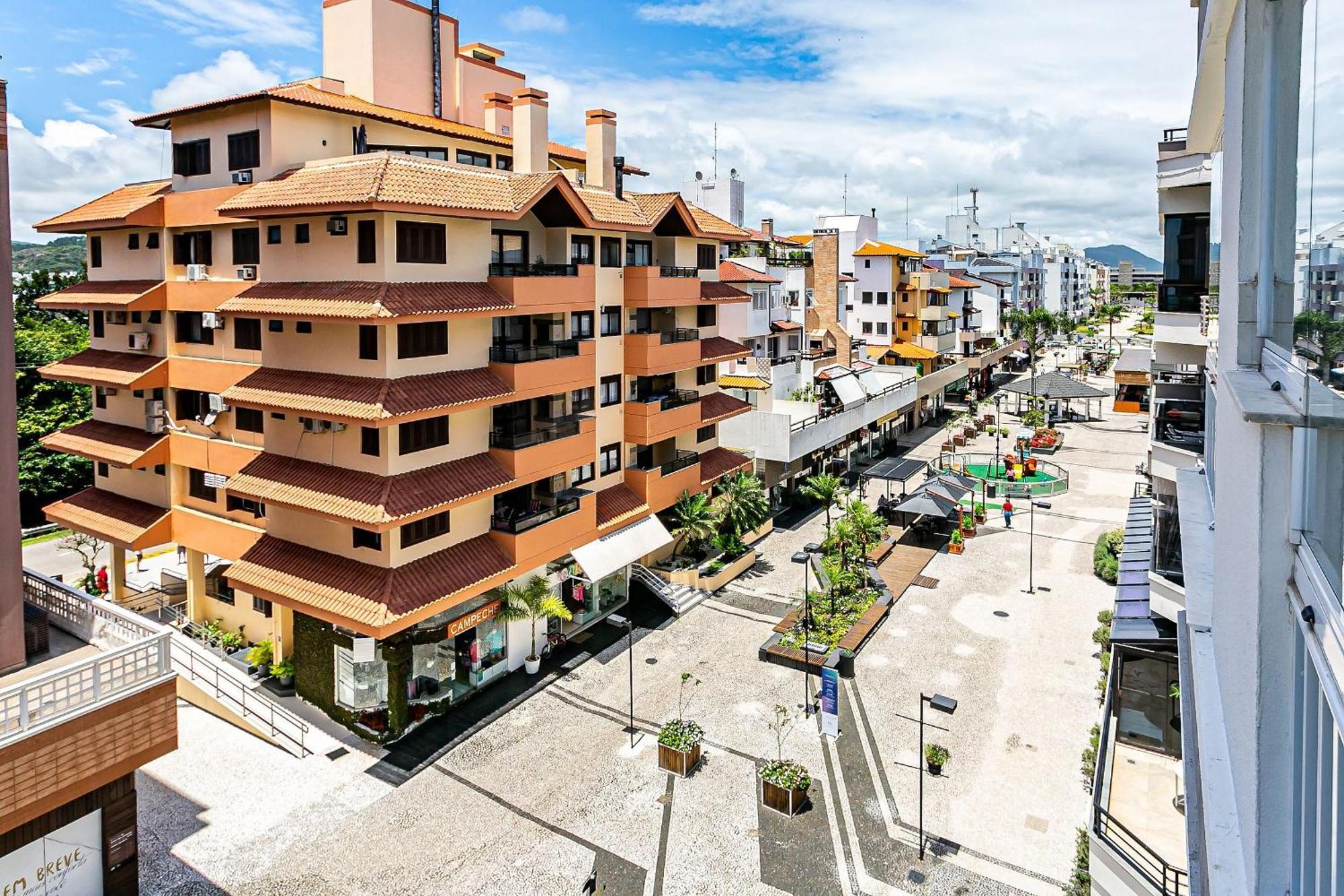 Apto C/ Sacada No Open Shopping Jurere Ibi307